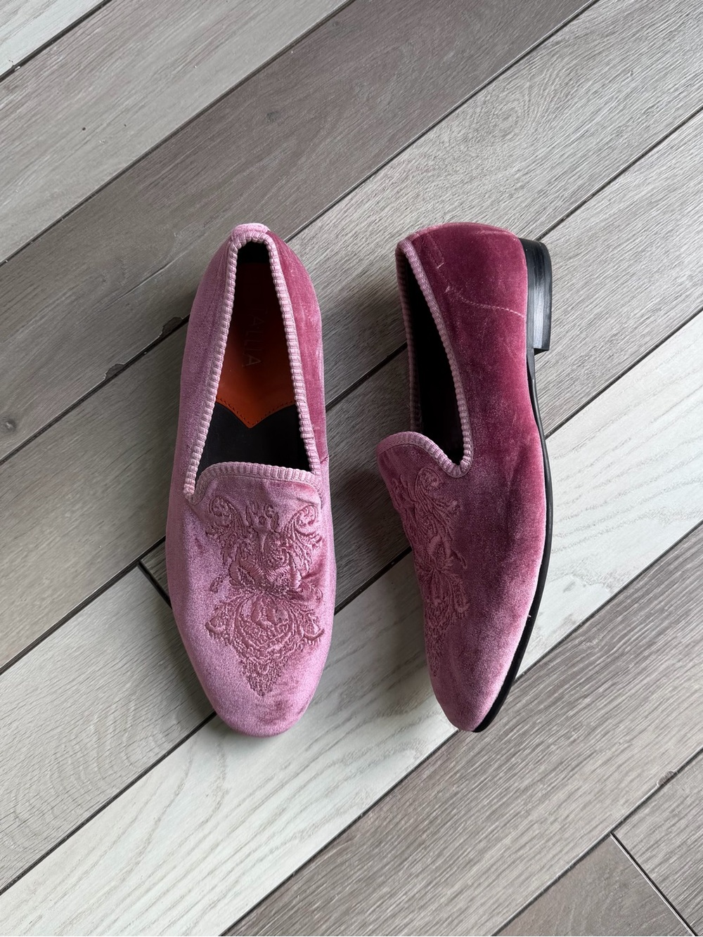 Tallia Orange Quinzio embroidered velvet smoking loafers